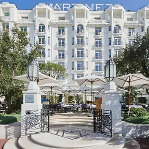 Martinez, In The Unbound Collection By Hyatt Frankrijk