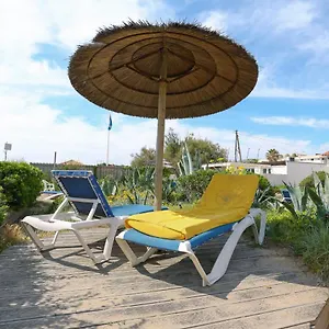 https://appartements-acces-prive-plage-de-la-bergerie.fr-provencehotel.com