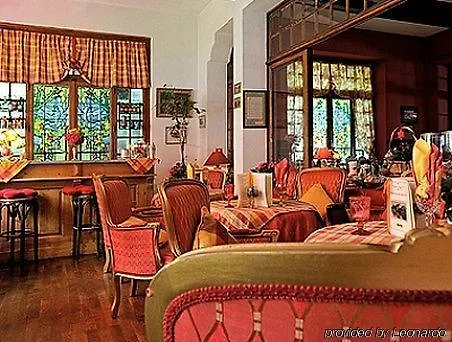 Les Cygnes Hotel Evian-les-Bains 3*,