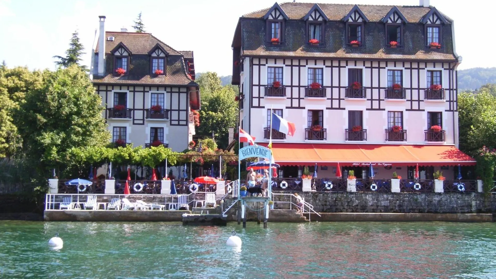 Hotel Les Cygnes Évian-les-Bains