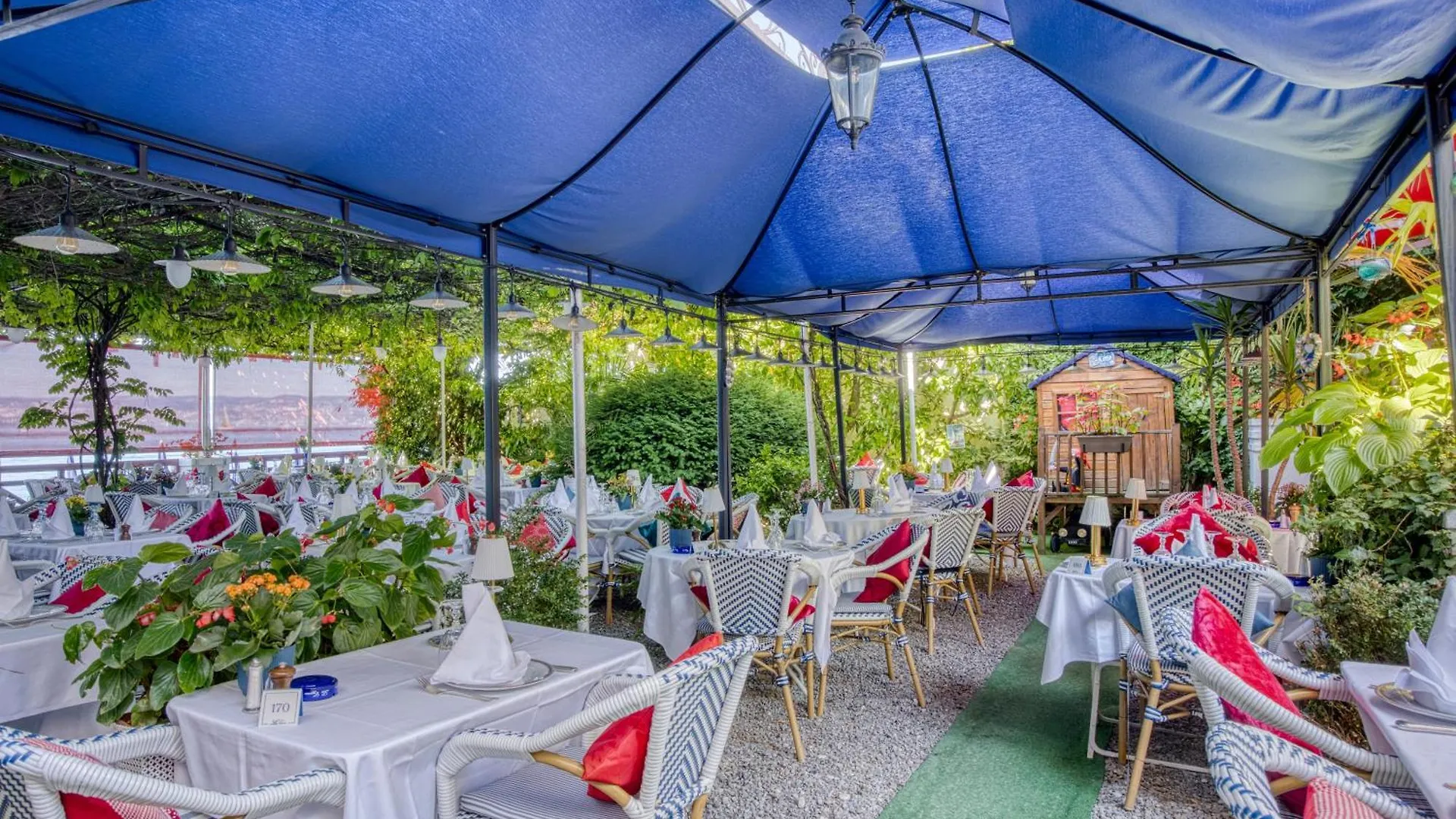 Les Cygnes Hotel Evian-les-Bains France