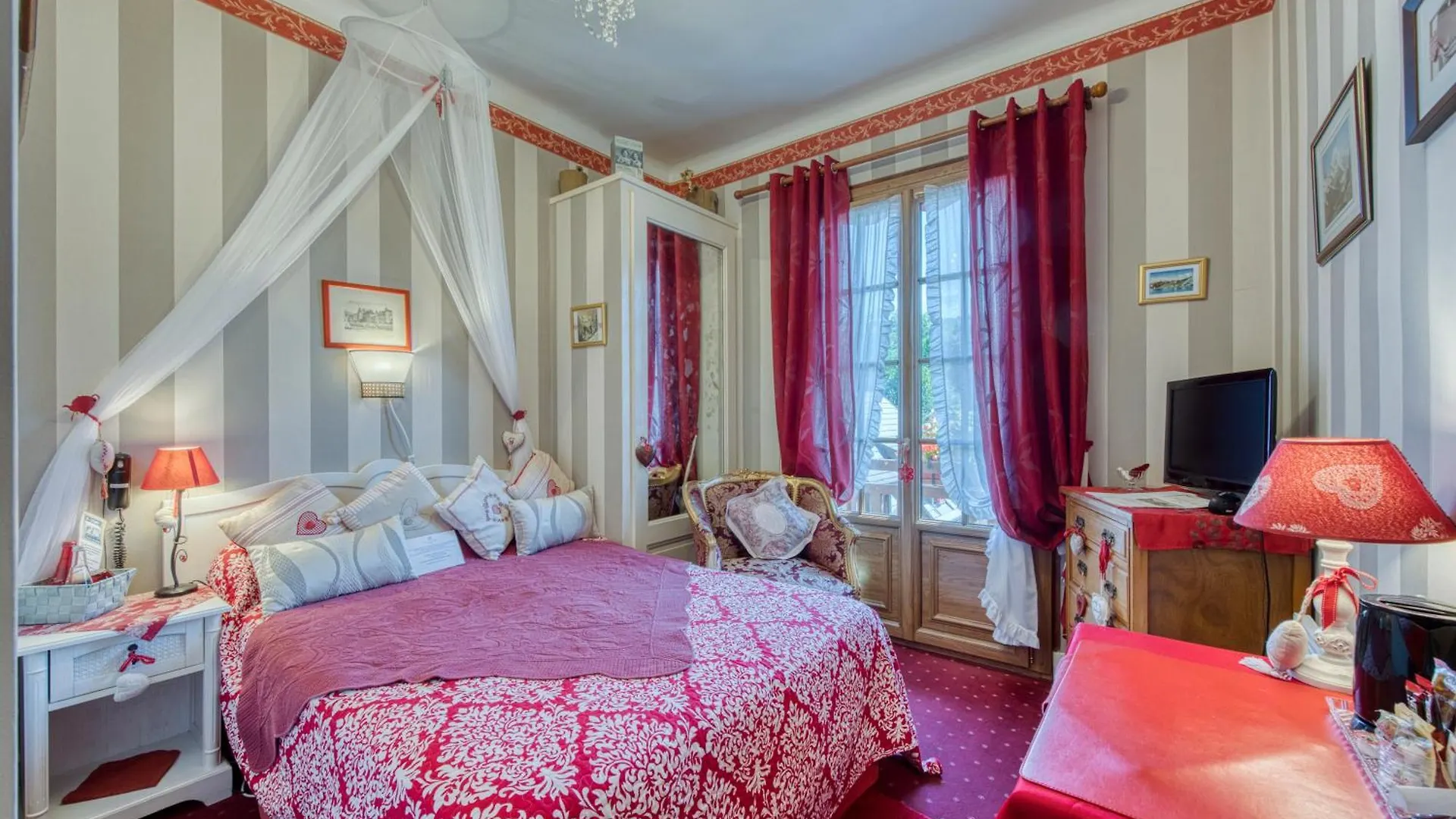 Les Cygnes Hotel Evian-les-Bains