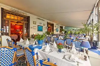 Hotel Les Cygnes Évian-les-Bains 3*,  Francia