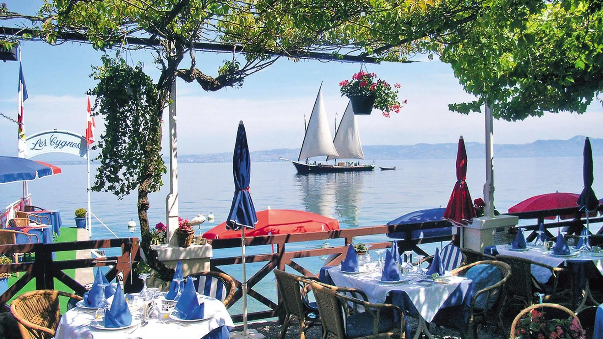Hotel Les Cygnes Évian-les-Bains Francia