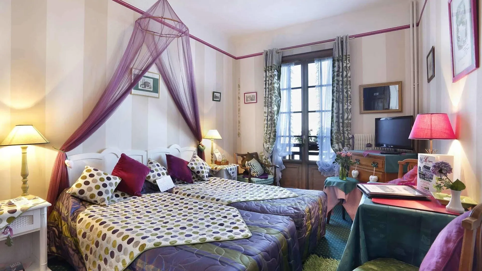 Hotel Les Cygnes Évian-les-Bains