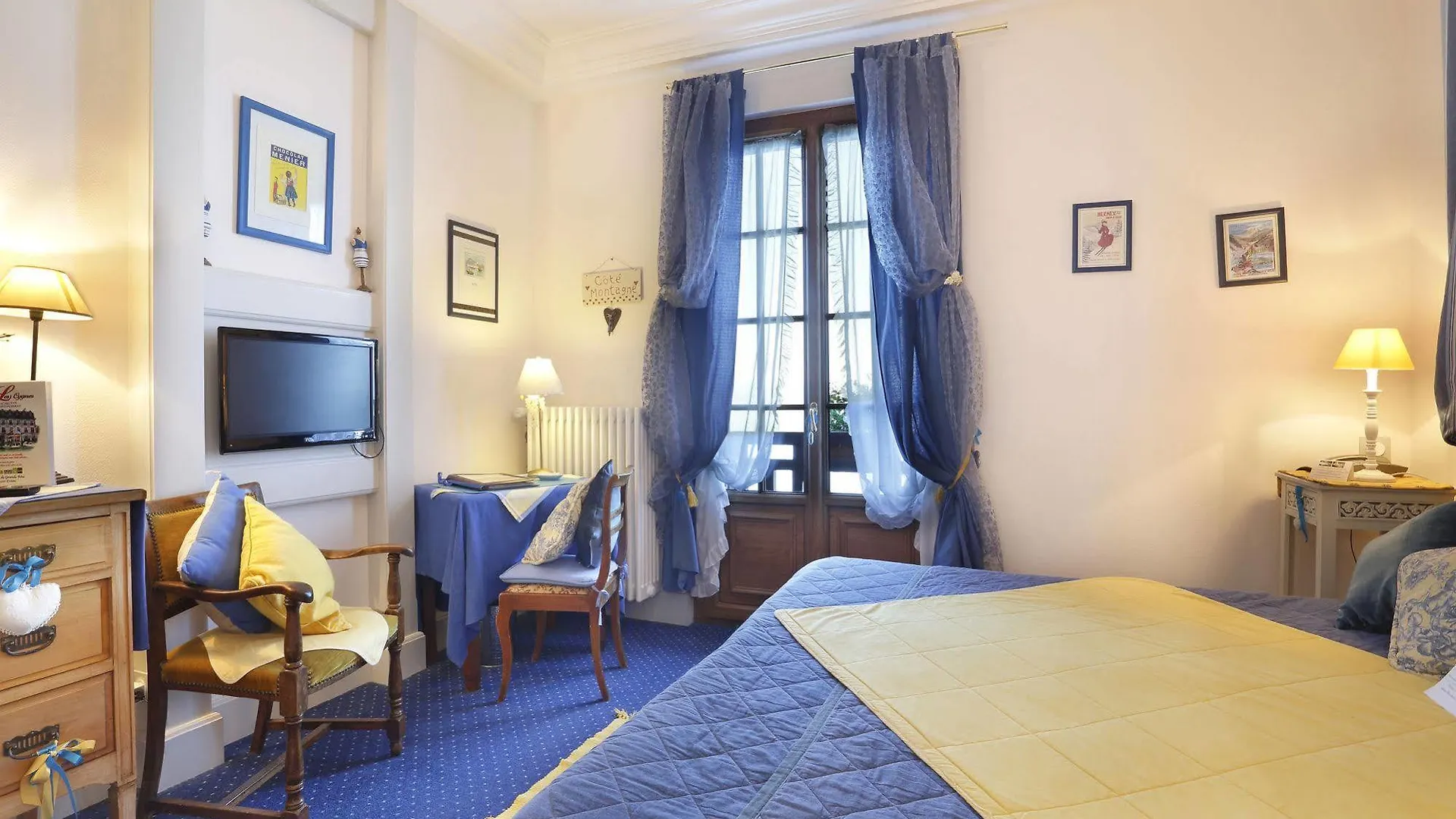 Hotel Les Cygnes Évian-les-Bains 3*,  Francia