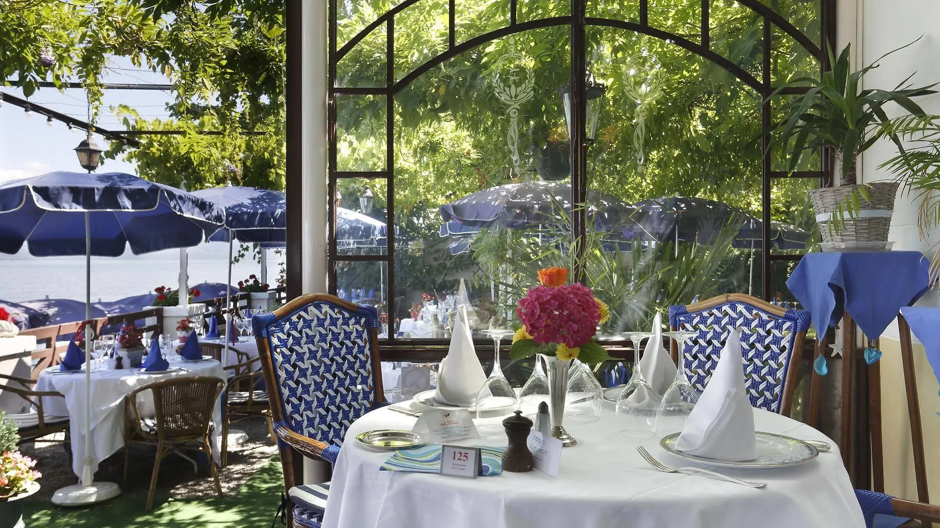 ***  Les Cygnes Hotel Evian-les-Bains France